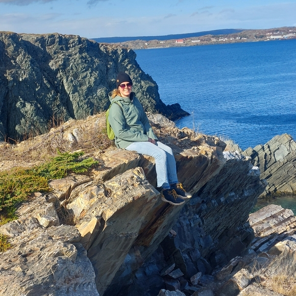 Meet your Posher, Stephanie - Picture 1 of 1